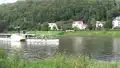 Der Passagierdampfer Krippen bei der Einfahrt in Bad Schandau